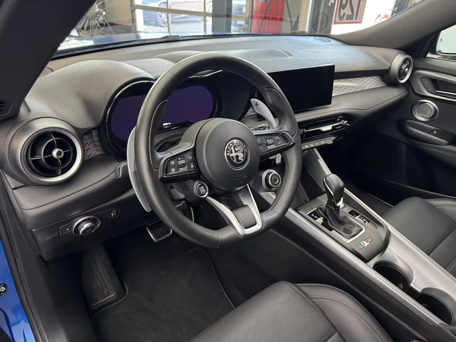 Alfa Romeo Tonale PHEV/280HP/SPECIALE/Q4/360/DIGITAL/PANO/ACC/514z, снимка 7 - Автомобили и джипове - 55122735