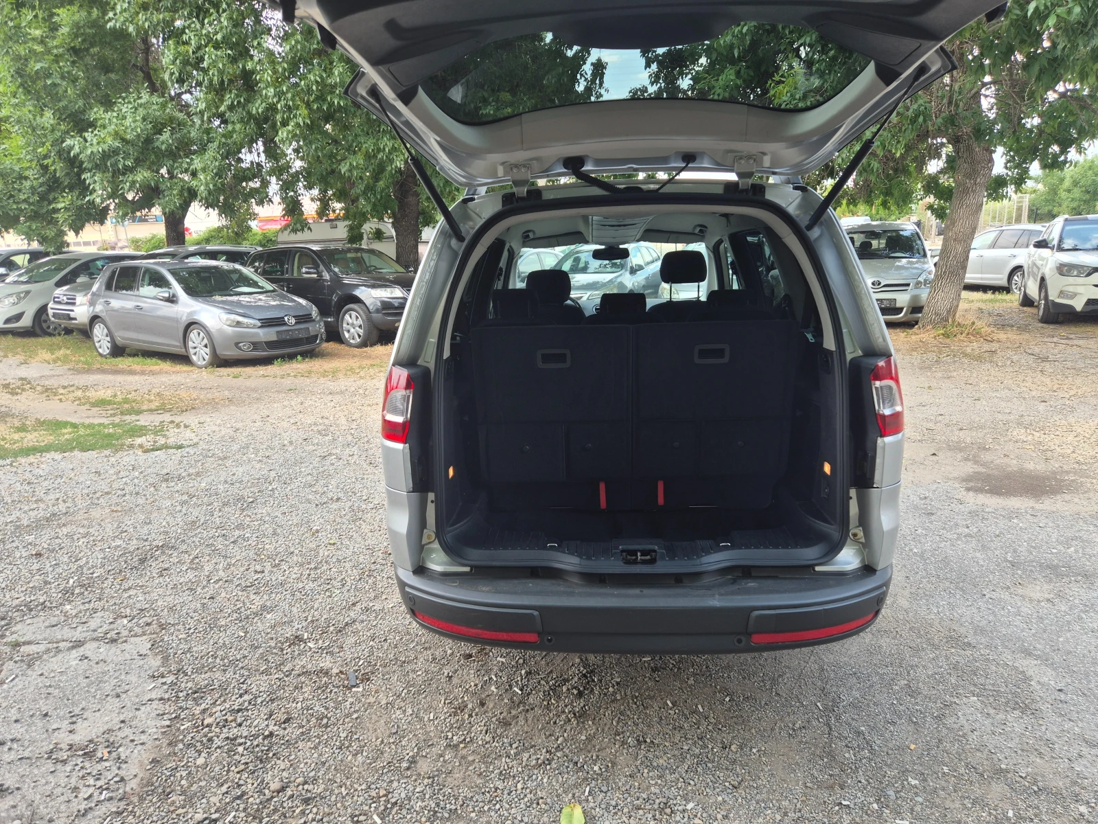 Ford Galaxy 2.0i 7 МЕСТА КАТО НОВА  ВНОС ИТАЛИЯ БЕЗ ЗАБЕЛЕЖКИ, снимка 15 - Автомобили и джипове - 55325178