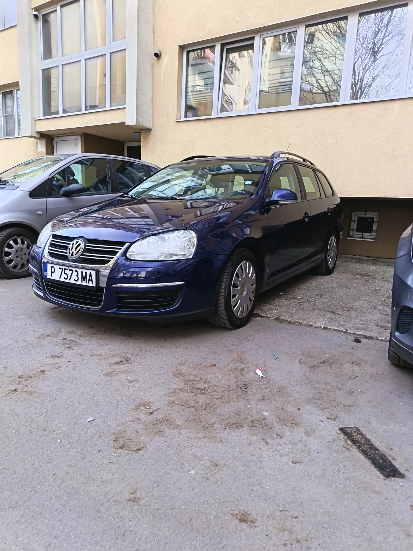VW Golf Вариант, снимка 2 - Автомобили и джипове - 55364732