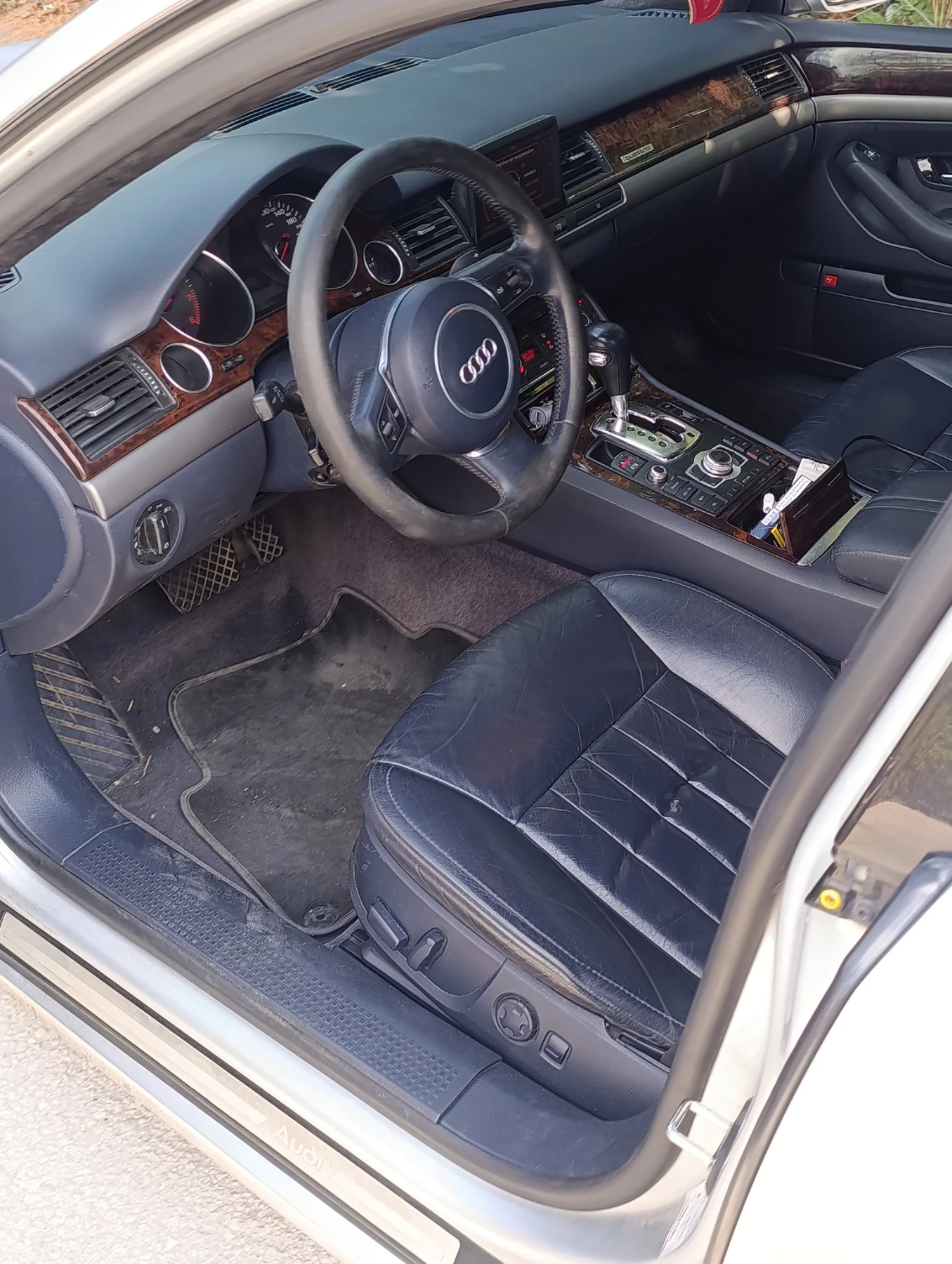Audi A8 4.2i BFM газ, снимка 6 - Автомобили и джипове - 55817171