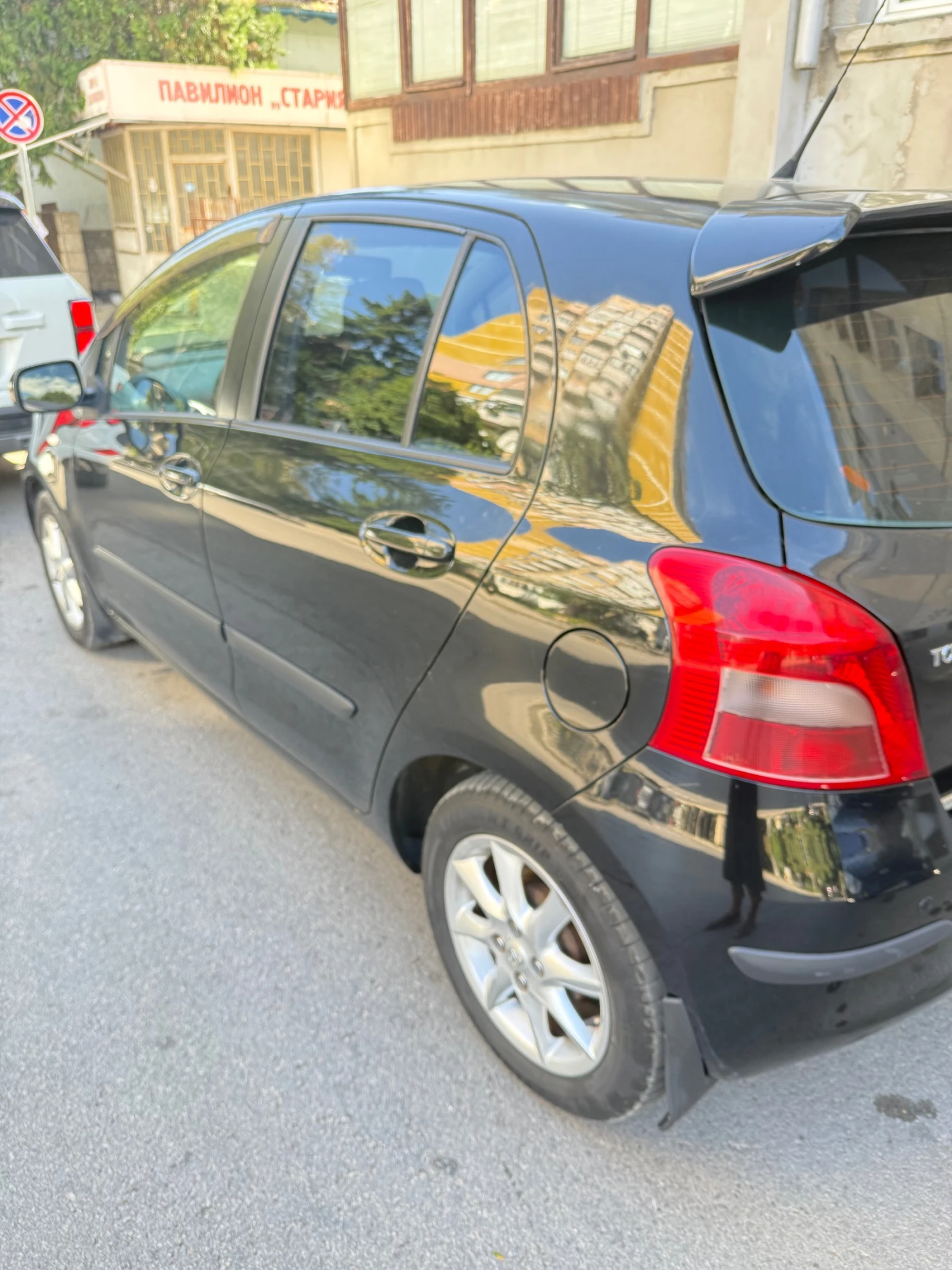 Toyota Yaris, снимка 4 - Автомобили и джипове - 55994472