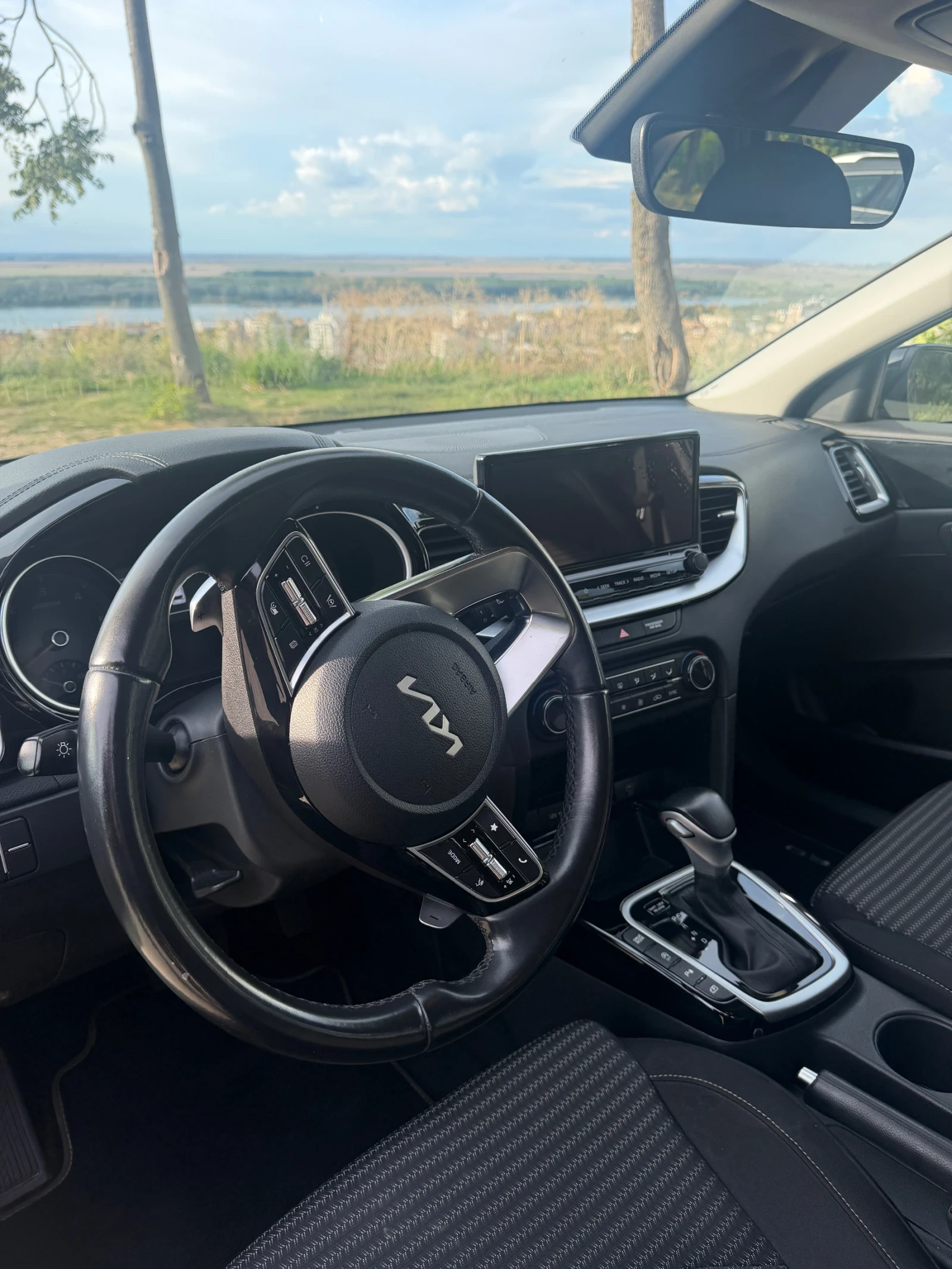 Kia Ceed, снимка 8 - Автомобили и джипове - 56201753