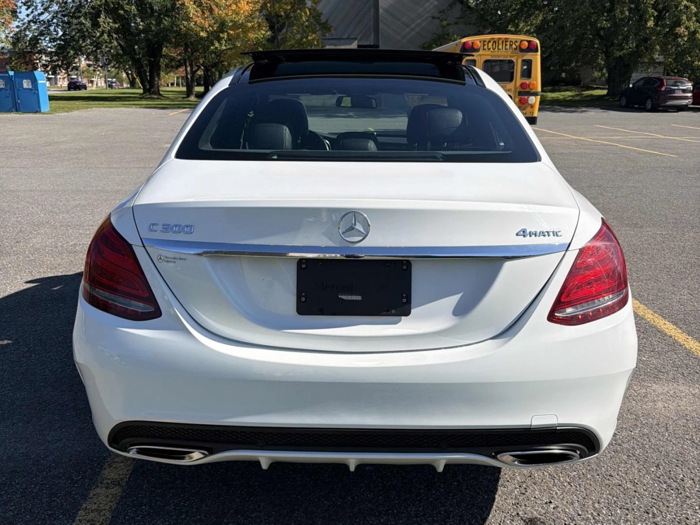 Mercedes-Benz C 300 AMG-pack* Keyless* Камера* Подгрев* Пано, снимка 6 - Автомобили и джипове - 56228044