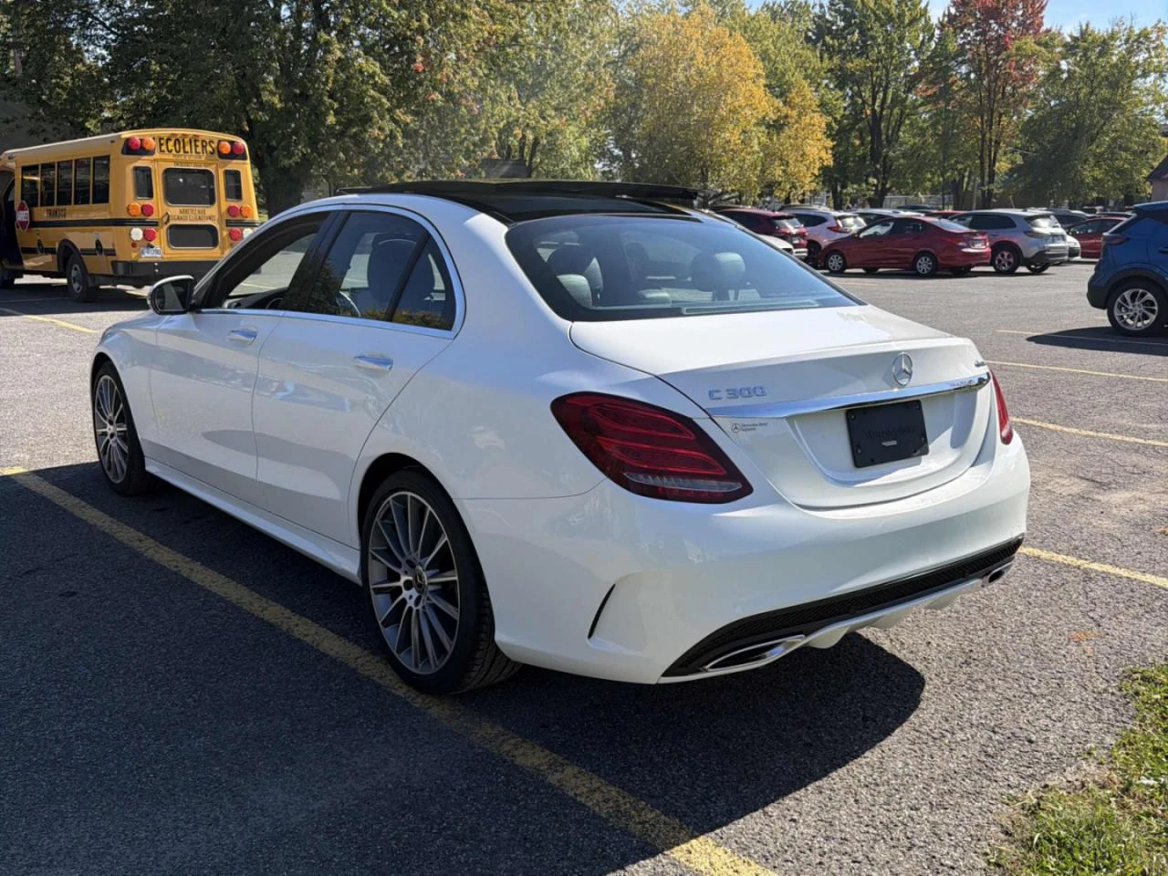 Mercedes-Benz C 300 AMG-pack* Keyless* Камера* Подгрев* Пано, снимка 7 - Автомобили и джипове - 56228044