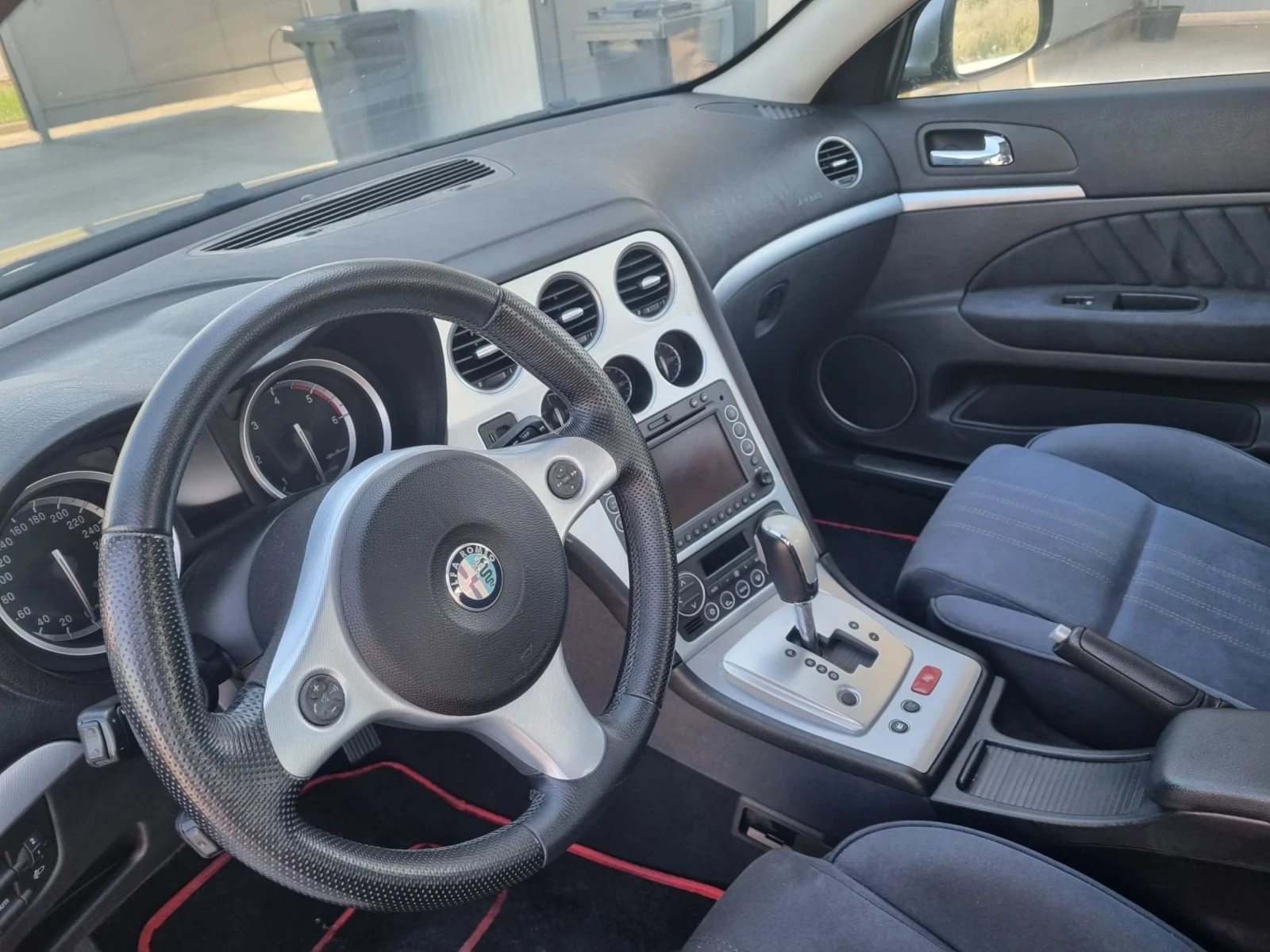 Alfa Romeo 159 Lux, снимка 6 - Автомобили и джипове - 56454670