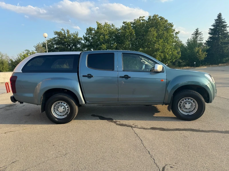 Isuzu D-max 2.5 tdi, снимка 4 - Автомобили и джипове - 47358916