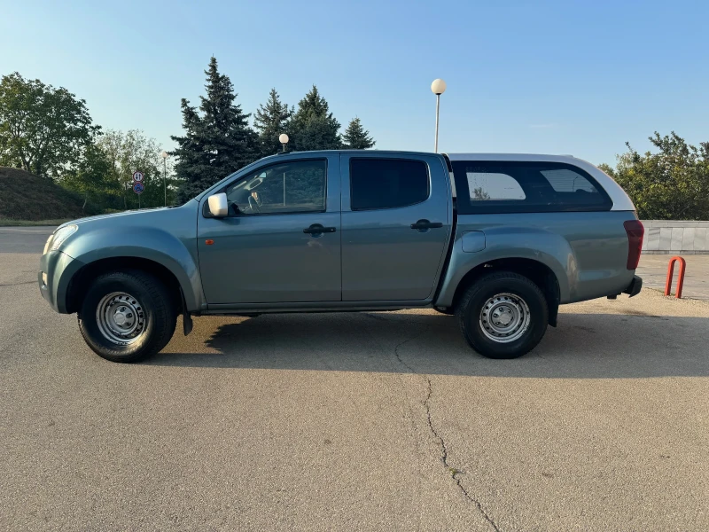 Isuzu D-max 2.5 tdi, снимка 5 - Автомобили и джипове - 47358916