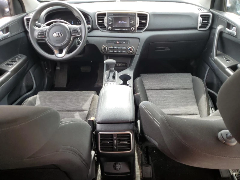 Kia Sportage LX , снимка 9 - Автомобили и джипове - 47933202