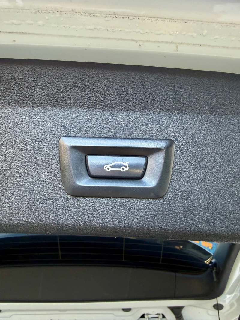 BMW X1 M пакет, Х drive, бяла перла, снимка 16 - Автомобили и джипове - 52435125