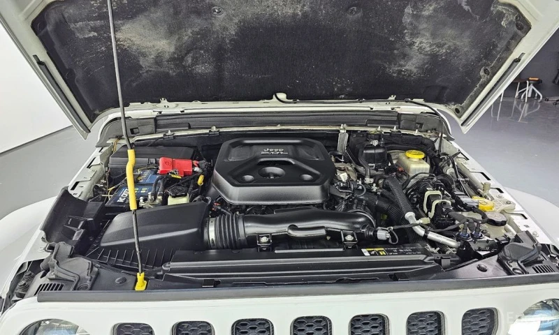 Jeep Wrangler, снимка 6 - Автомобили и джипове - 52819472