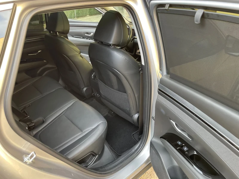 Hyundai Tucson PHEV/ 4WD/ ГАРАНЦИЯ, снимка 11 - Автомобили и джипове - 52937991