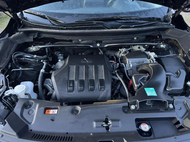 Mitsubishi Eclipse Cross 1.5T Sty4WD, 163 к.с, снимка 15 - Автомобили и джипове - 53175760