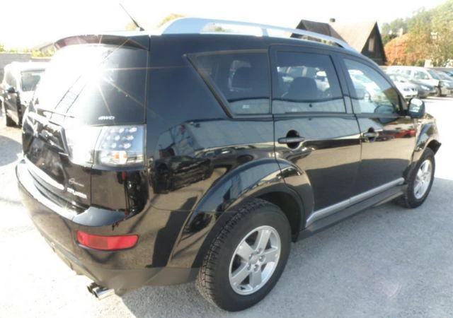 Mitsubishi Pajero 3.2DI-D НА ЧАСТИ, снимка 10 - Автомобили и джипове - 1329169