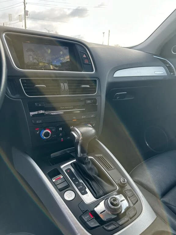 Audi Q5 2.0T* quattro* Technik* PANO* Keyless* Подгрев* Ка, снимка 13 - Автомобили и джипове - 52997451