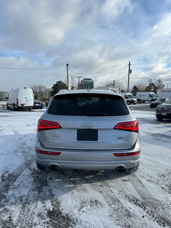 Audi Q5 2.0T* quattro* Technik* PANO* Keyless* Подгрев* Ка, снимка 8 - Автомобили и джипове - 52997451