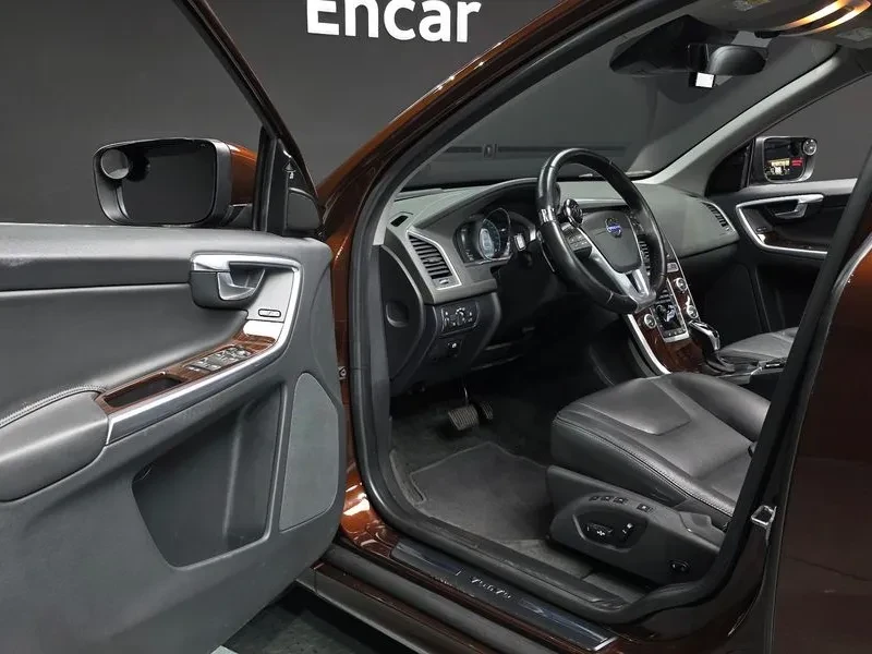 Volvo XC60 D5 Awd 1St Generation, снимка 10 - Автомобили и джипове - 55948980