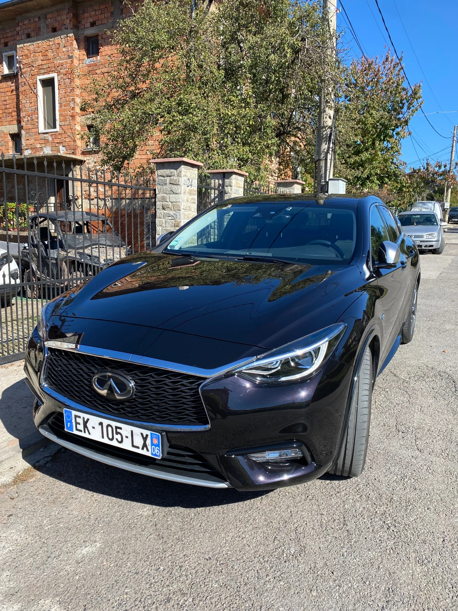 Infiniti Q30 Premium AWD - изображение 10