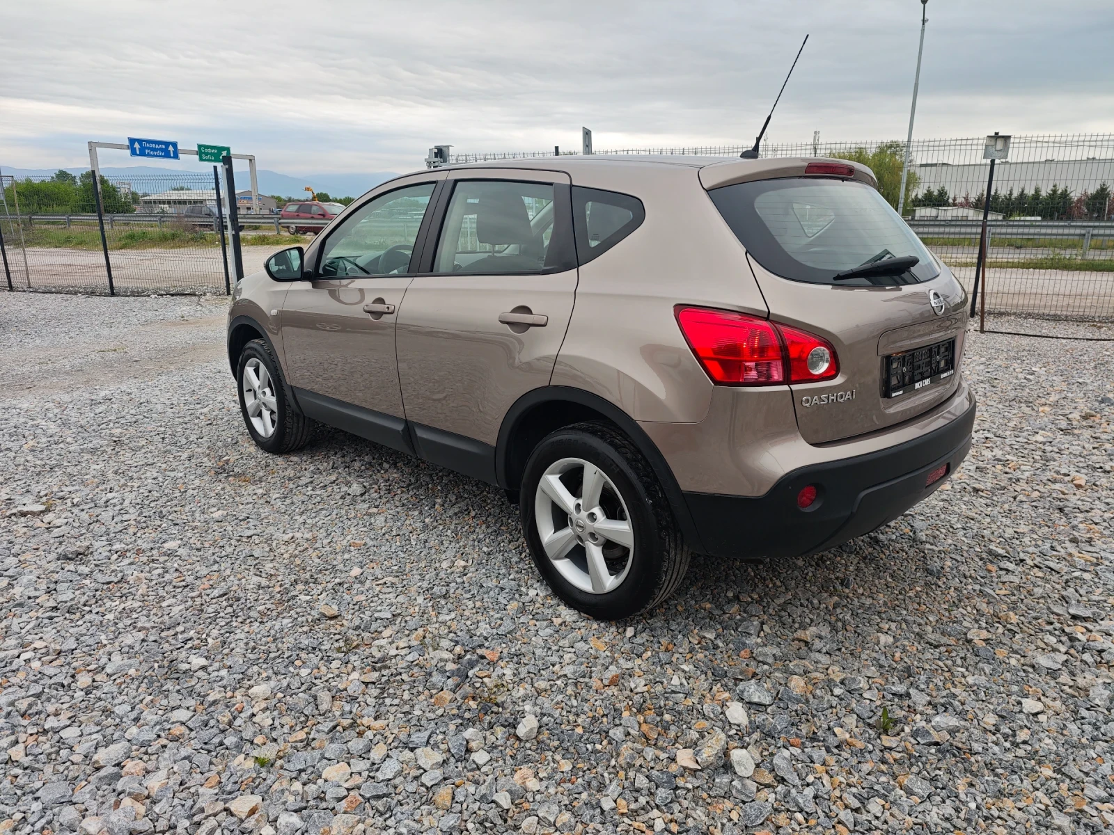 Nissan Qashqai 1.5dci - изображение 6