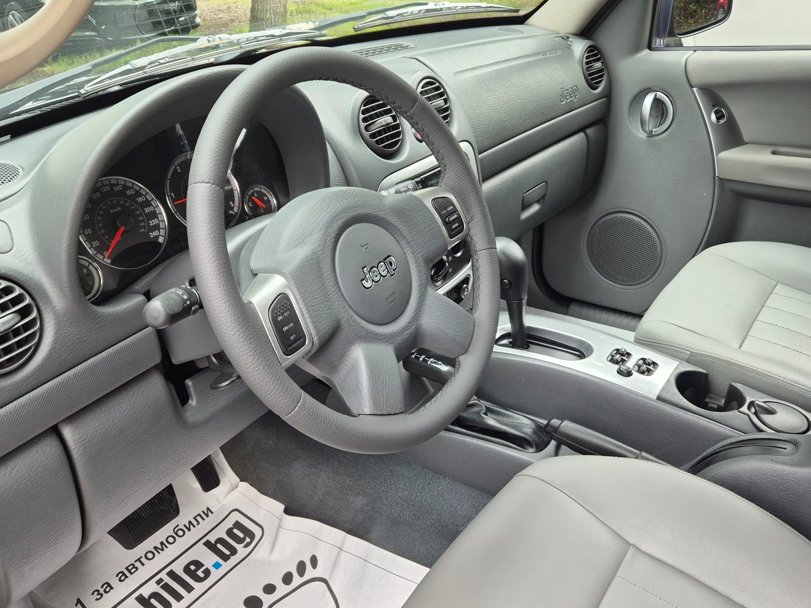 Jeep Cherokee 2.8CRD LIMITED - изображение 10