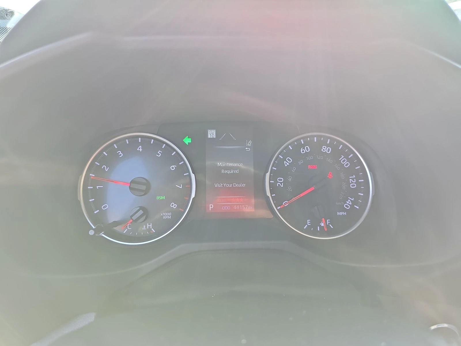 Toyota Rav4 2021 XLE* DISTRONIK* LANE ASSIST* KEYLESS* ПОДГРЕВ - изображение 6
