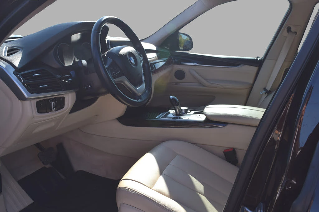 BMW X5 * АВТО КРЕДИТ* ЦЕНА ДО БГ * СЕРВИЗНА ИСТОРИЯ *  - изображение 9