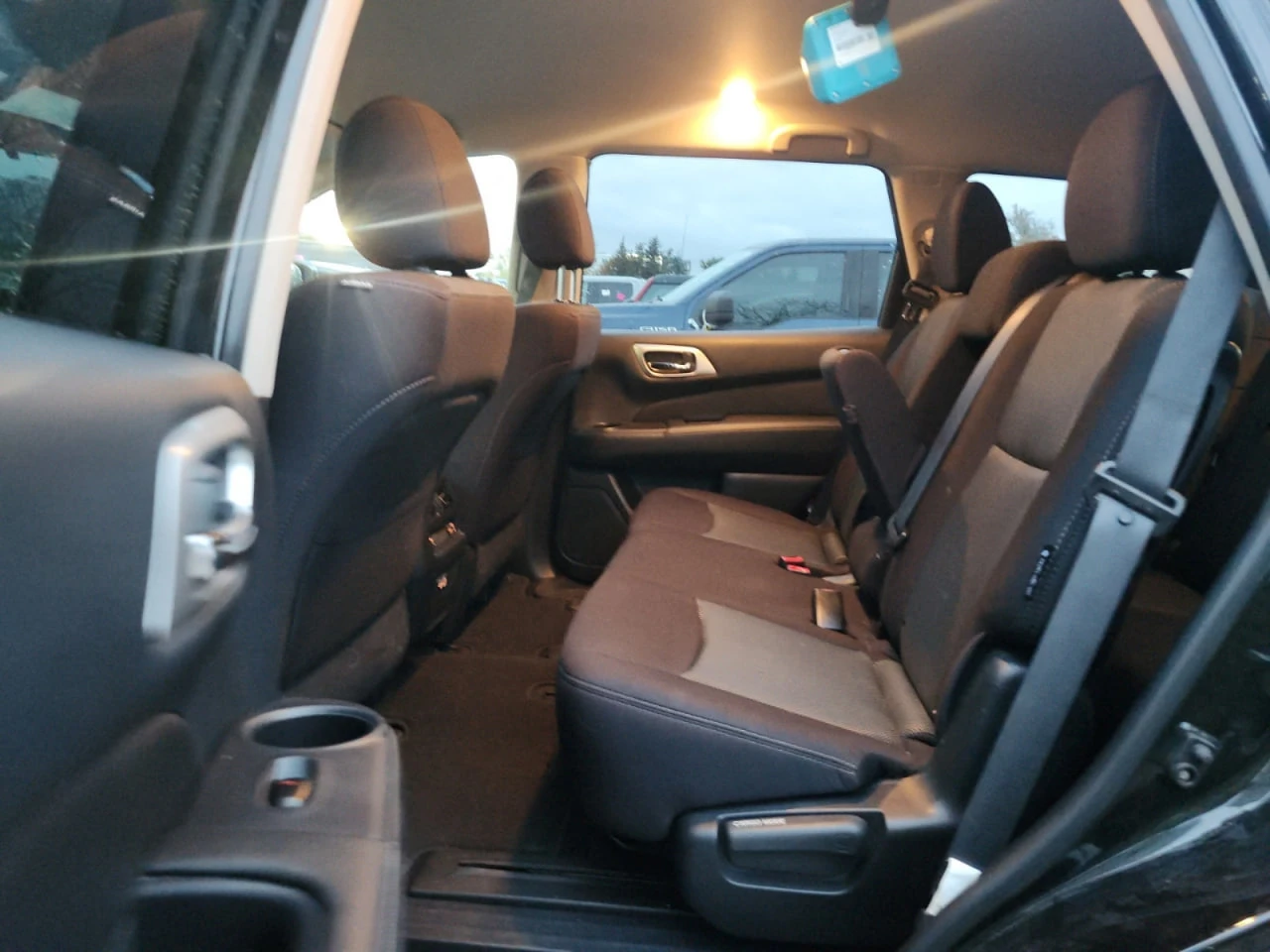 Nissan Pathfinder * АВТО КРЕДИТ* ЦЕНА ДО БГ * СЕРВИЗНА ИСТОРИЯ *  - изображение 9