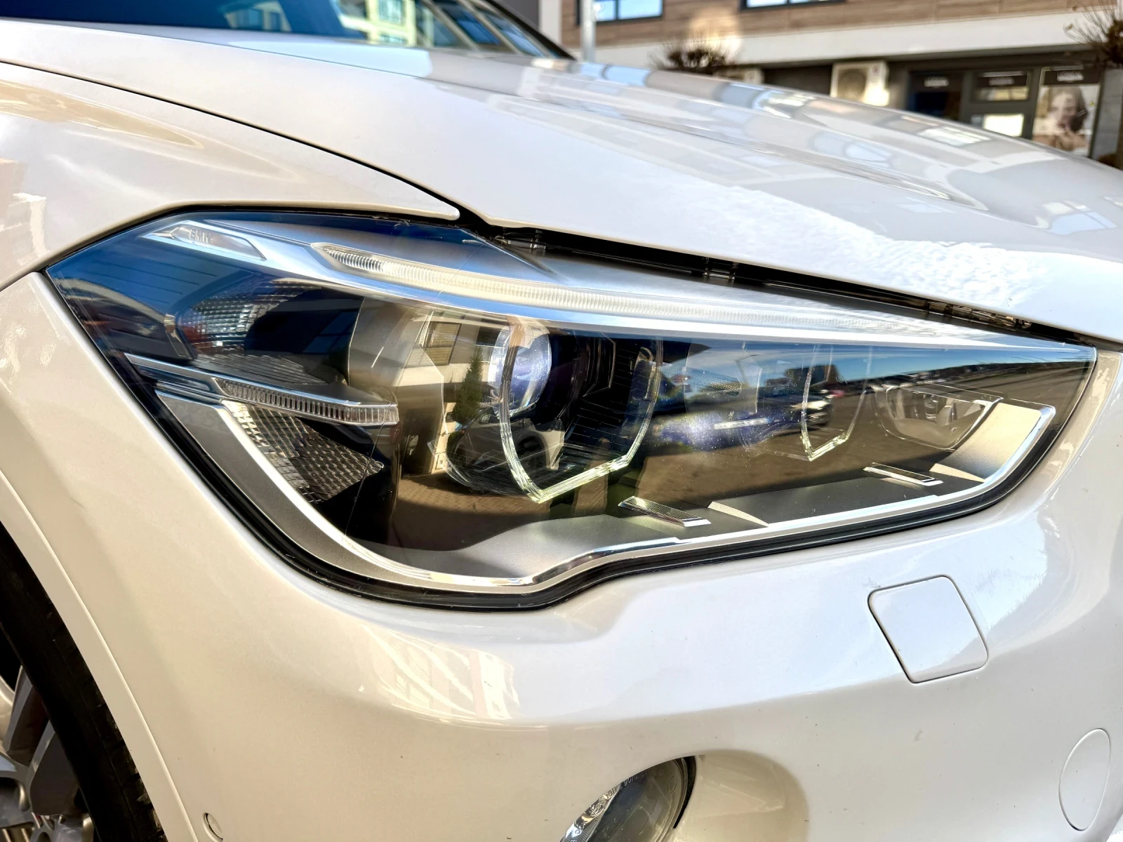 BMW X1 M пакет, Х drive, бяла перла - изображение 7