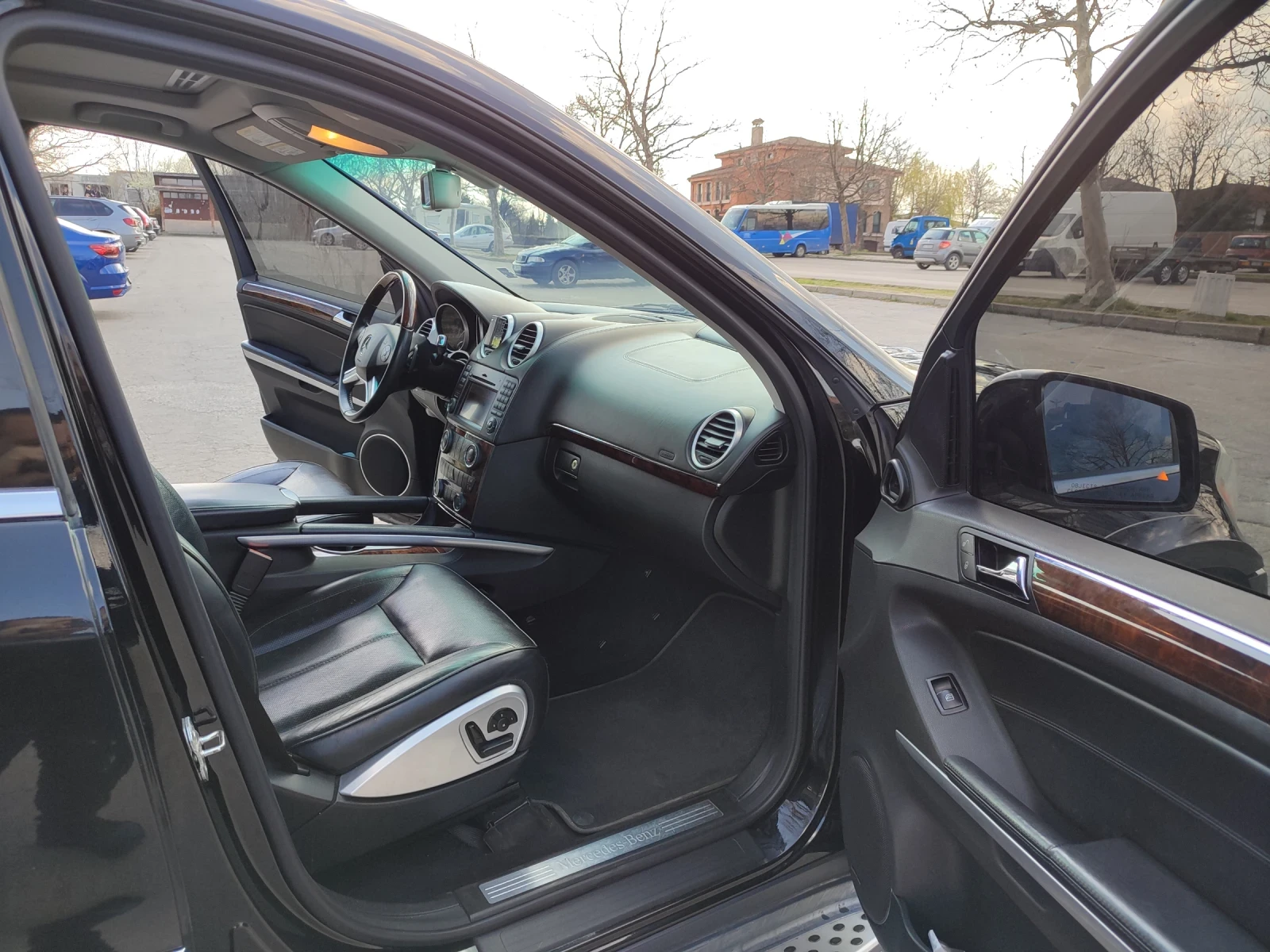 Mercedes-Benz GL 500 OFF-ROAD, AMG ПАКЕТ, ГАЗОВА УРЕДБА  - изображение 5