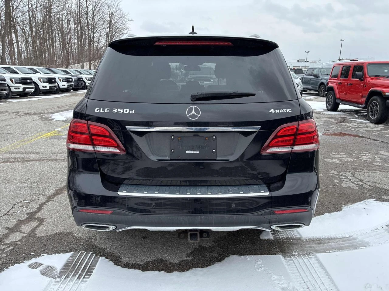 Mercedes-Benz GLE 350 BlueTech* 360* Distronic* AMG pack* Въздушно, снимка 5 - Автомобили и джипове - 53903851
