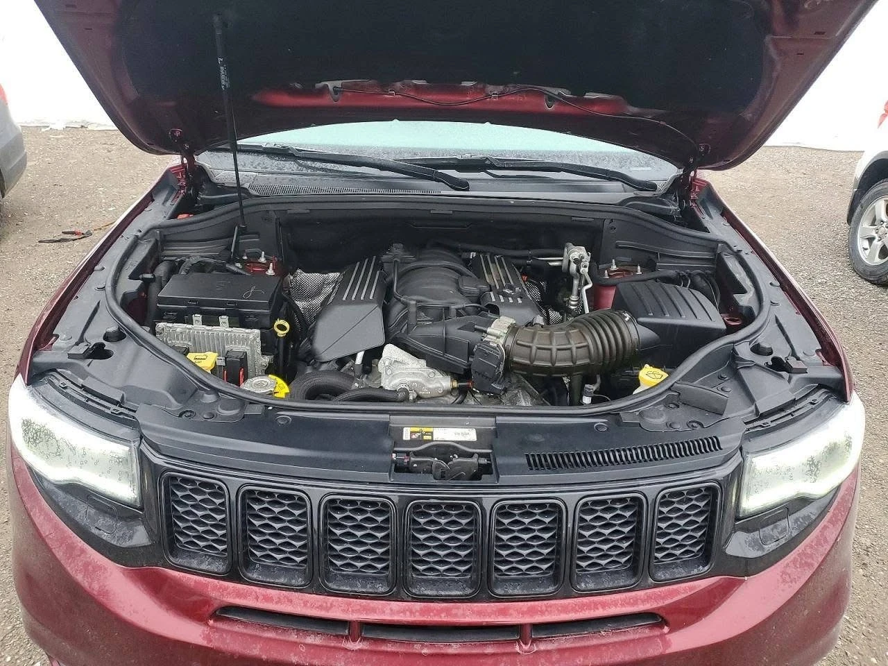 Jeep Grand cherokee SRT, снимка 10 - Автомобили и джипове - 54184639