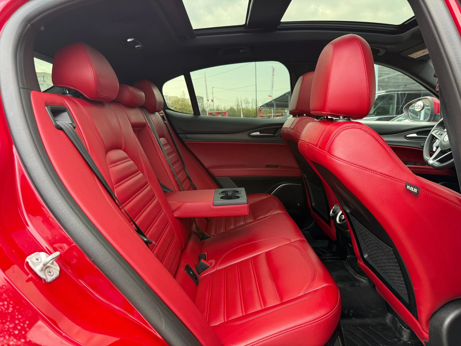 Alfa Romeo Stelvio Ti Sport AWD, снимка 10 - Автомобили и джипове - 54226059