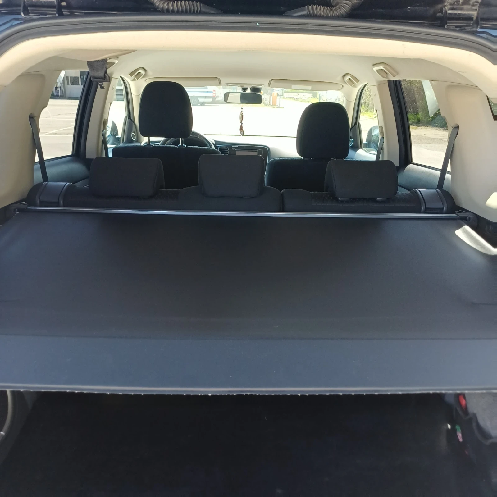 Mitsubishi Outlander, снимка 9 - Автомобили и джипове - 54561052