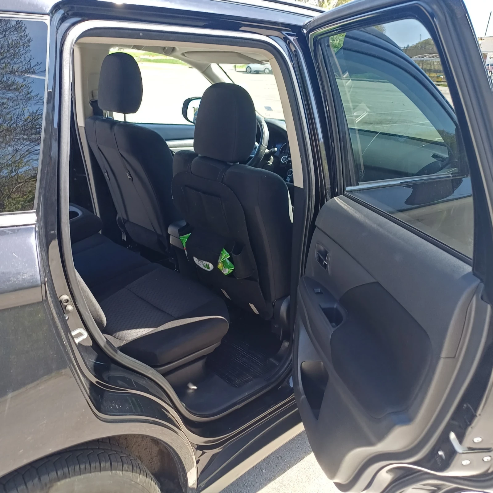 Mitsubishi Outlander, снимка 7 - Автомобили и джипове - 54561052