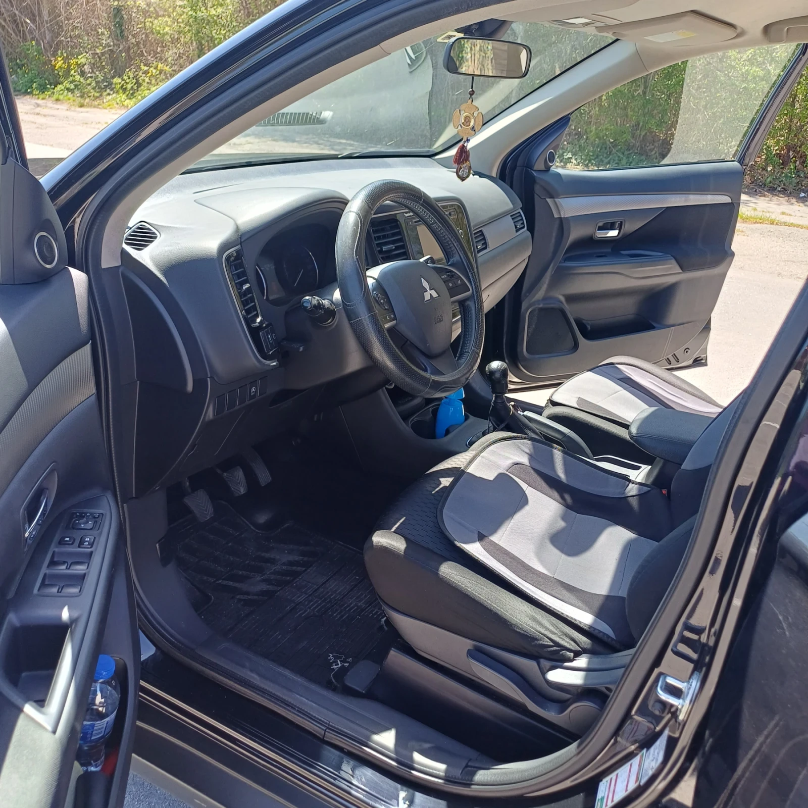 Mitsubishi Outlander, снимка 5 - Автомобили и джипове - 54561052
