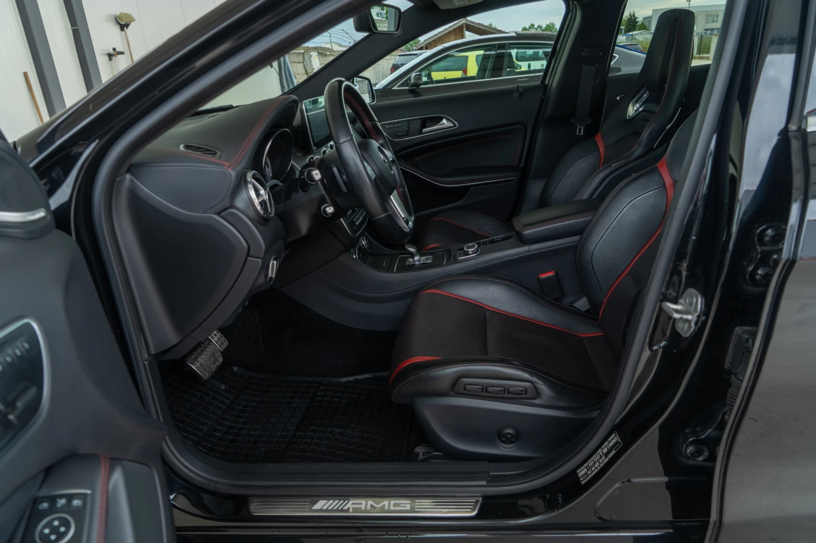 Mercedes-Benz GLA 45 AMG 2014 = TOP = 4MATIC = ЛИЗИНГ, снимка 8 - Автомобили и джипове - 54611702