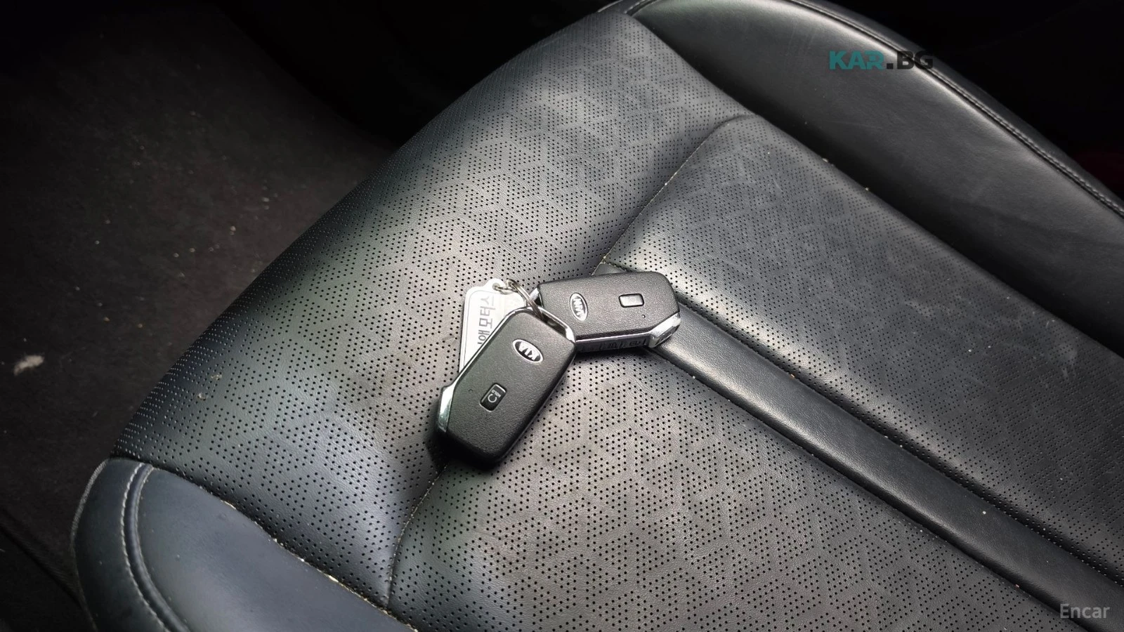 Kia Sorento TRENDY* 2.2D* КАМЕРА* KEYLESS* ПОДГРЕВ* , снимка 14 - Автомобили и джипове - 54754327
