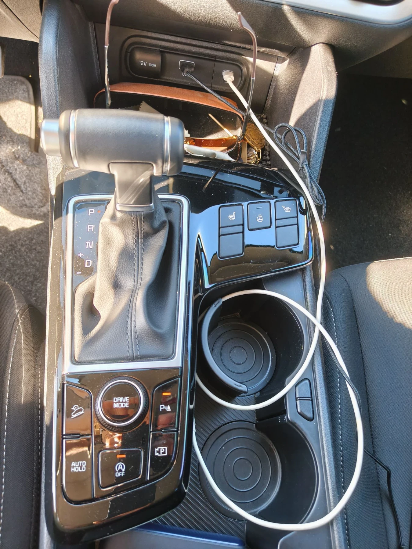 Kia Sportage 1, 6 MHEV, снимка 10 - Автомобили и джипове - 56118091