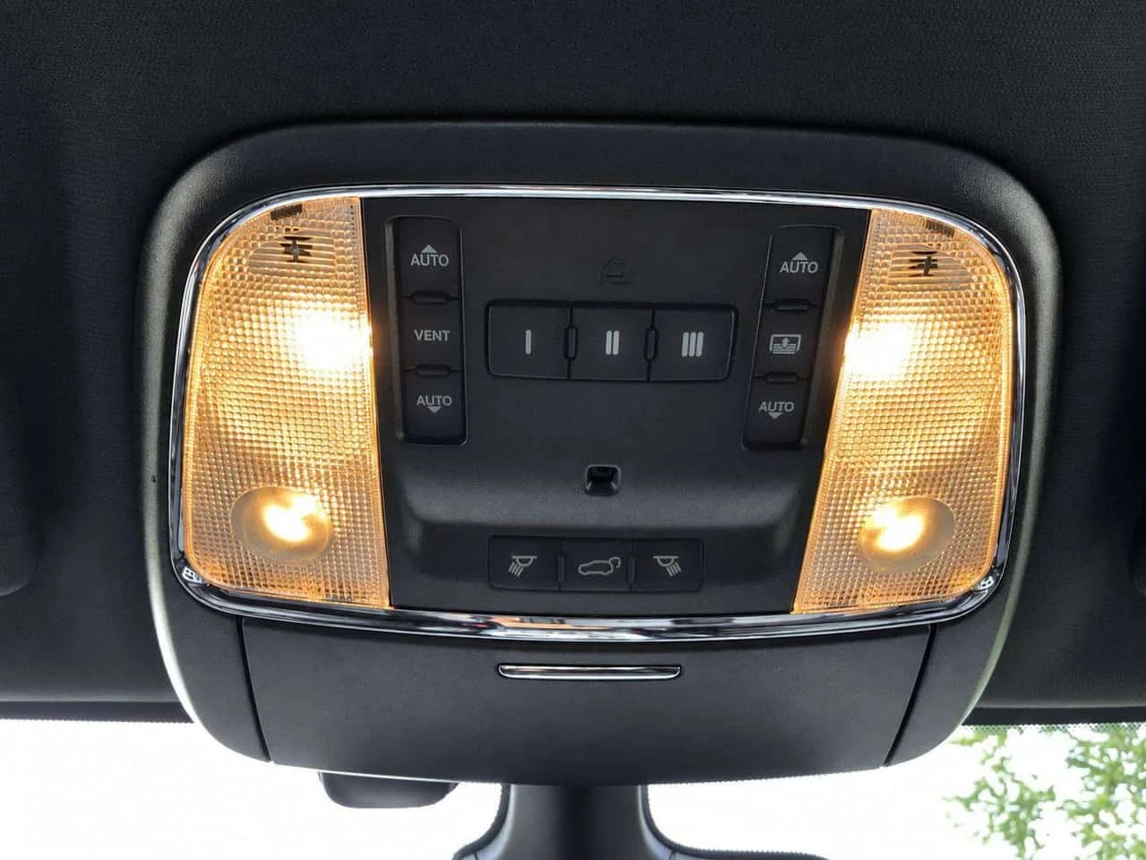 Jeep Grand cherokee * High Altitude V8 | AS IS | 4X4 * CARFAX *  | Mobile.bg � ����������� 13