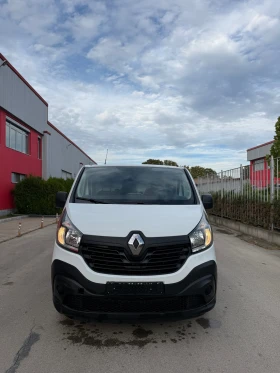     Renault Trafic * * 