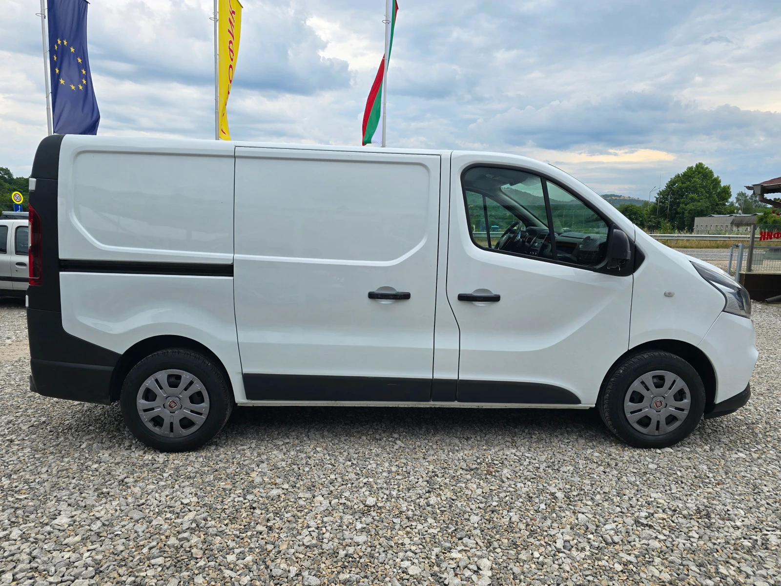 Fiat Talento 2.0M-JET 120кс ! ! РЕАЛНИ КИЛОМЕТРИ ! ! КЛИМАТИК, снимка 6 - Бусове и автобуси - 55256721