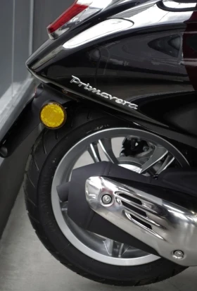 Vespa Primavera 470км Ново състояние! В гаранция!, снимка 3