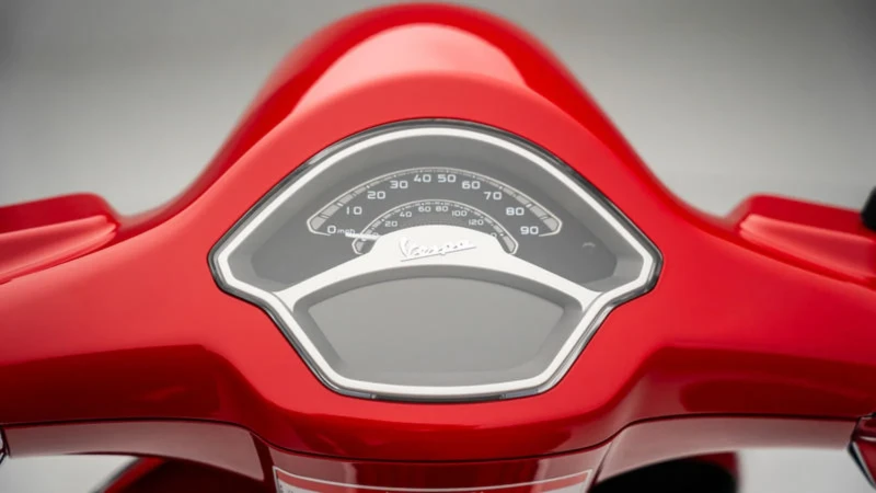 Vespa Primavera RED Limited Edition! 0km! В гаранция до 2030г, снимка 15 - Мотоциклети и мототехника - 53210174