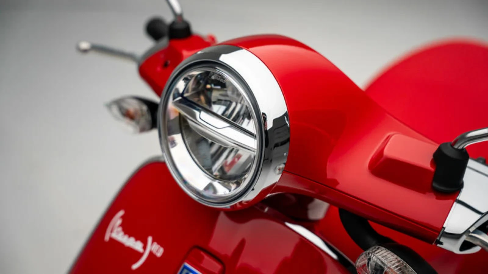 Vespa Primavera RED Limited Edition! 0km! � �������� �� 2030� | Mobile.bg � ����������� 12