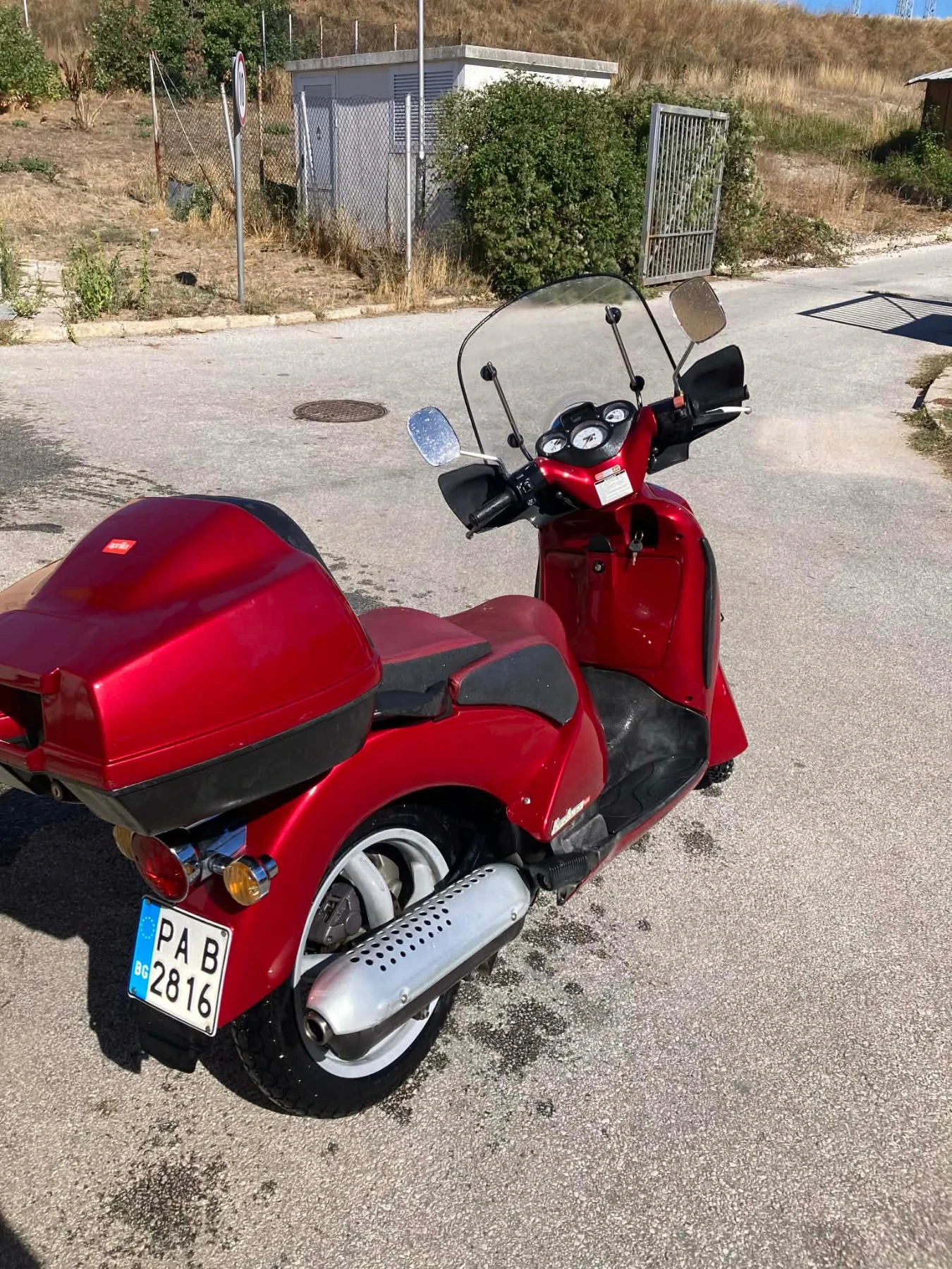 Aprilia Scarabeo  - изображение 7