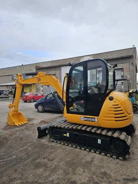      JCB 8056