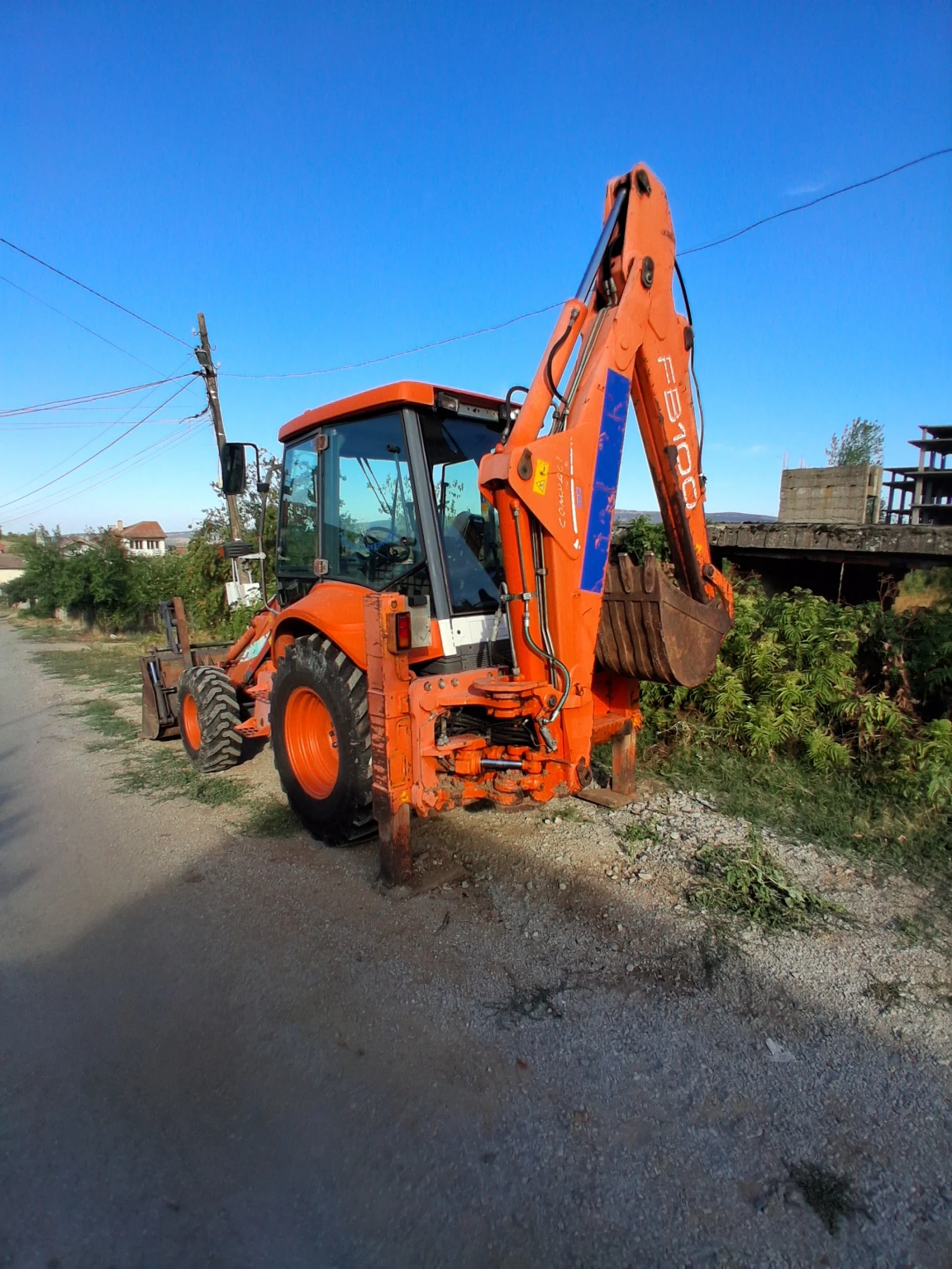 Багер New Holland FB100, снимка 3 - Индустриална техника - 56350605