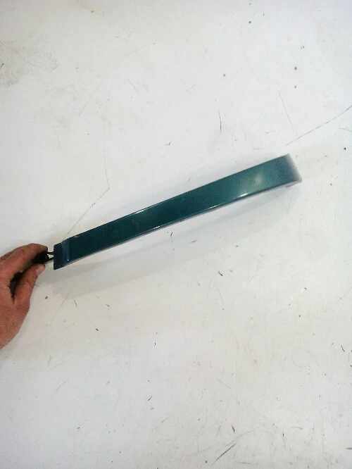 лайсна под ляв фар за субару форестър 