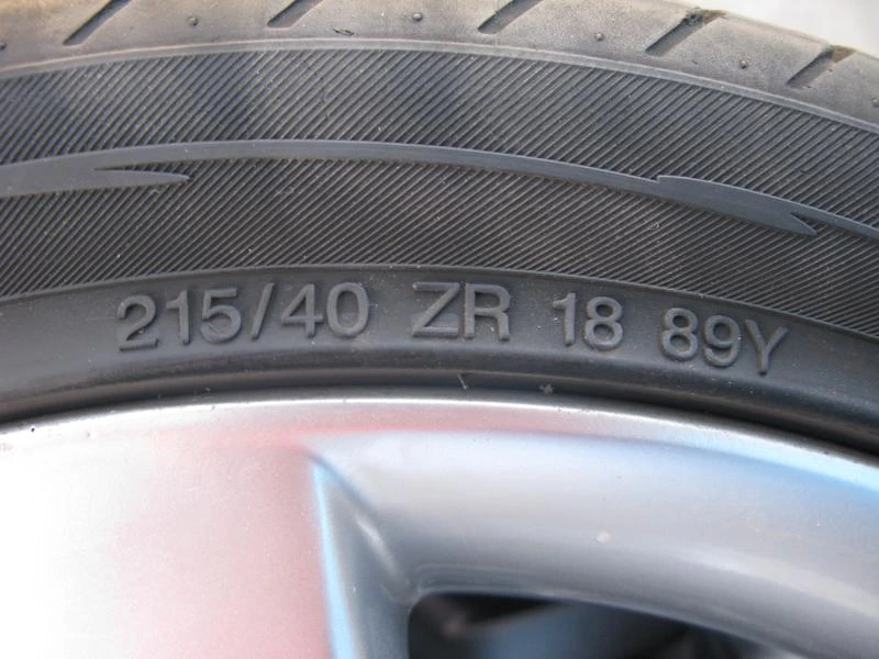 Гуми с джанти Vredestein 215/40R18, снимка 13 - Гуми и джанти - 40881757