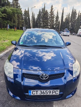 Toyota Auris 1.6 Газов инжекцион, снимка 2