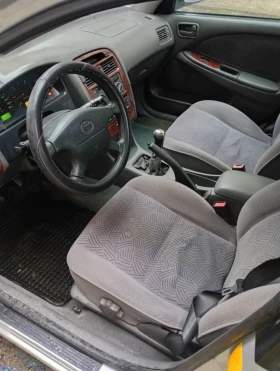 Toyota Avensis 2.0 Diesel Климатик , снимка 5